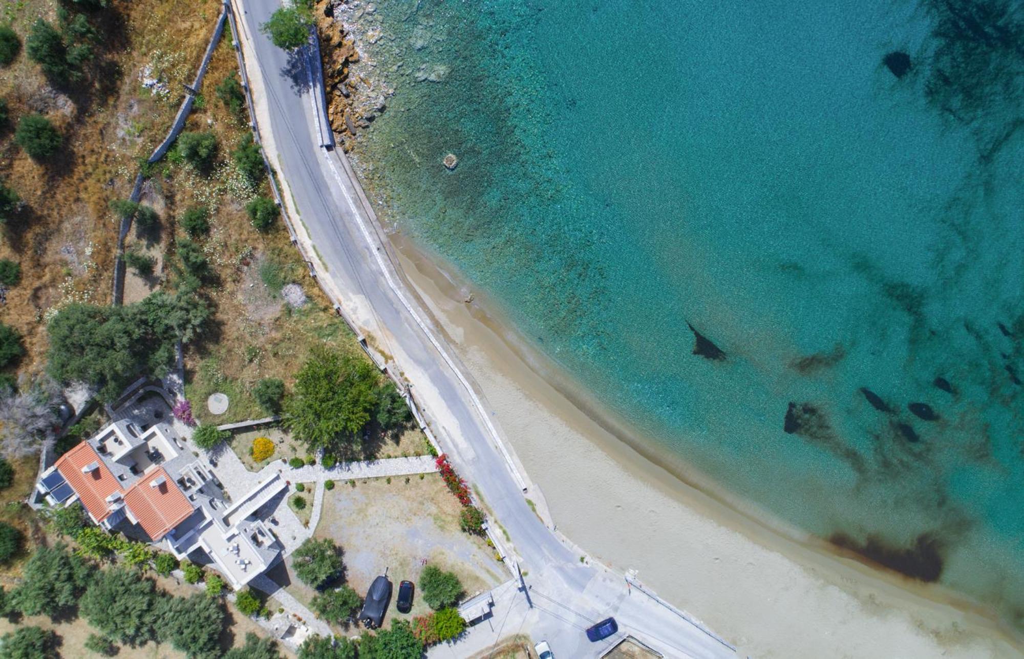 Xenios Kotronas Apartment Bagian luar foto